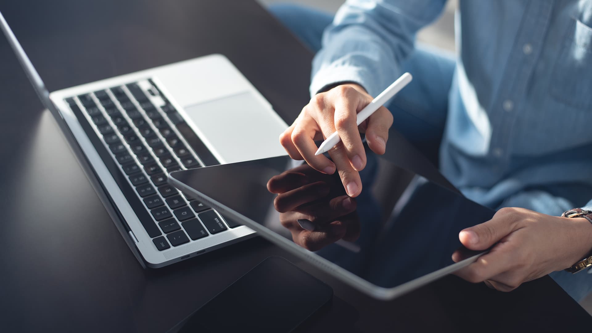 성과로 증명하는\n위베이스 마케팅